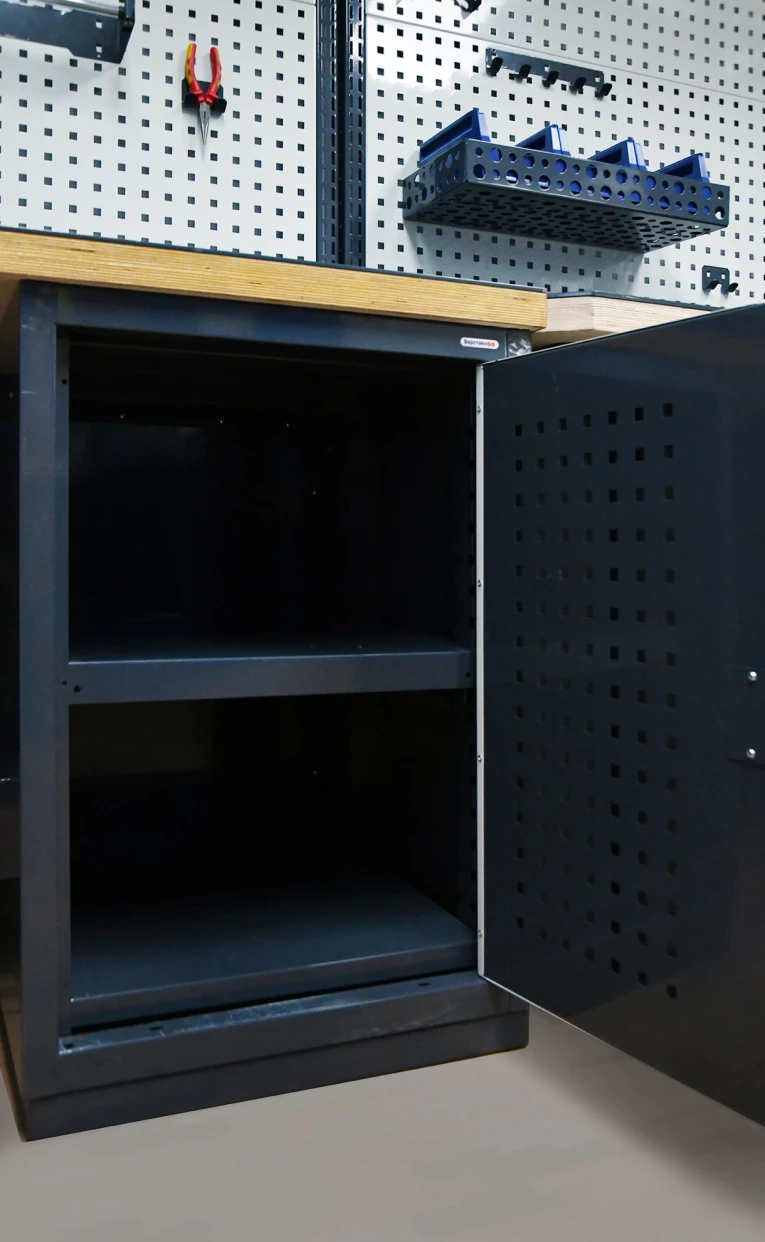 Верстак FBK 205.347-2 купить в Екатеринбурге Верстак FBK 205.347-2 купить в Екатеринбурге