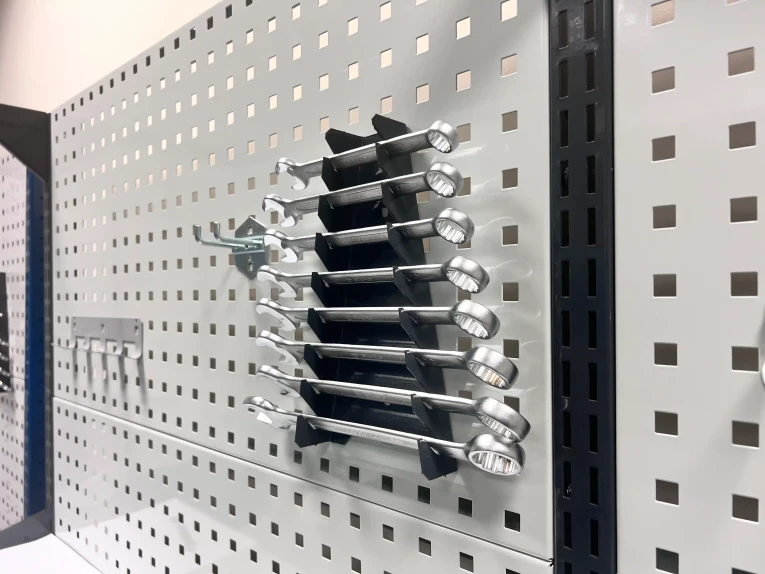 Верстак CTR 1832.S333.13-2F купить в Екатеринбурге Верстак CTR 1832.S333.13-2F купить в Екатеринбурге