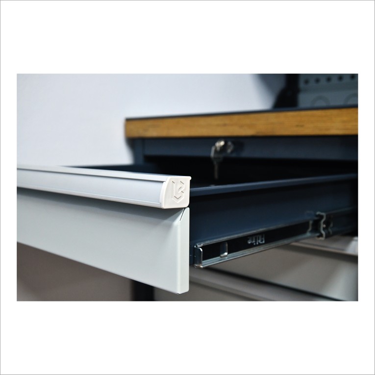 Верстак FBK 205.456-2FR купить в Екатеринбурге Верстак FBK 205.456-2FR купить в Екатеринбурге