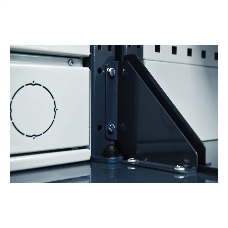 Верстак FBK 205.46.4-2 купить в Екатеринбурге Верстак FBK 205.46.4-2 купить в Екатеринбурге