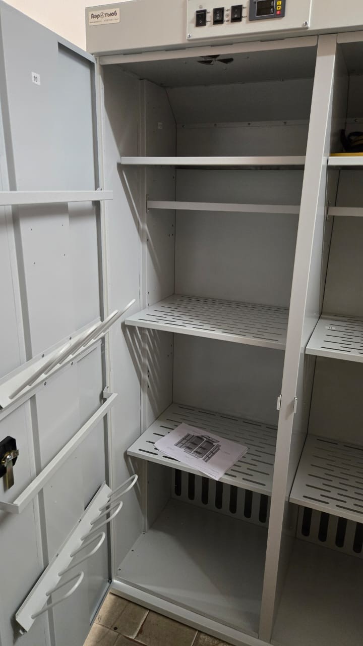 Сушильный шкаф ШС-4 СП3 Ф для одежды, белья и обуви купить в Екатеринбурге Сушильный шкаф ШС-4 СП3 Ф для одежды, белья и обуви купить в Екатеринбурге