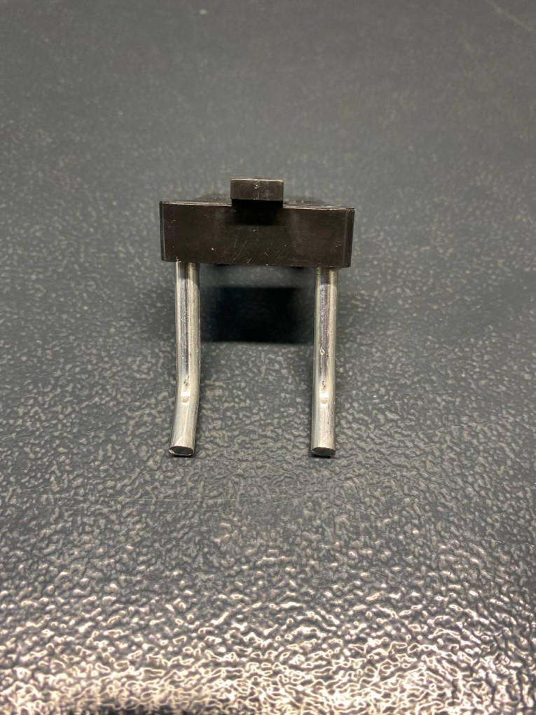 Крючок двойной 38 мм купить в Екатеринбурге