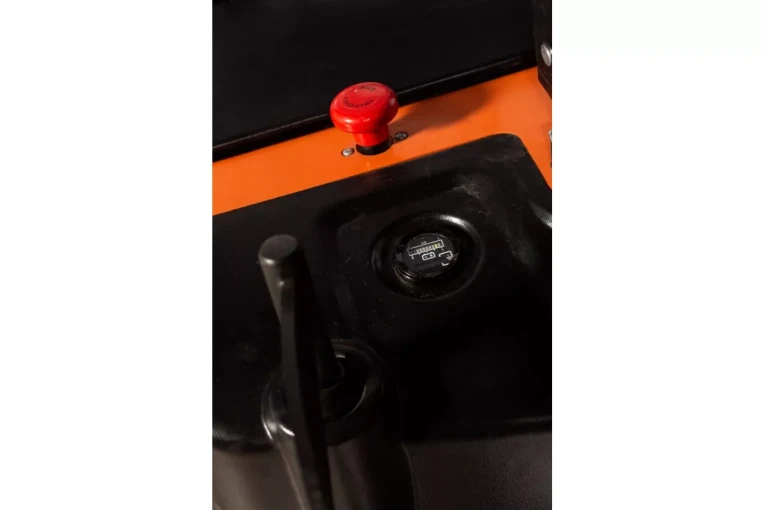 Штабелер электрический самоходный 1,6 т - 4,6 м Вилы: 1150 , АКБ Свинцово - кислотная, CL1646GP SIBLINE купить в Екатеринбурге Штабелер электрический самоходный 1,6 т - 4,6 м Вилы: 1150 , АКБ Свинцово - кислотная, CL1646GP SIBLINE купить в Екатеринбурге