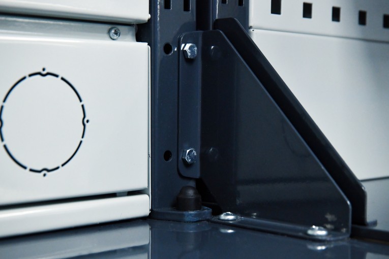 Верстак FBK 205.345-1 купить в Екатеринбурге Верстак FBK 205.345-1 купить в Екатеринбурге